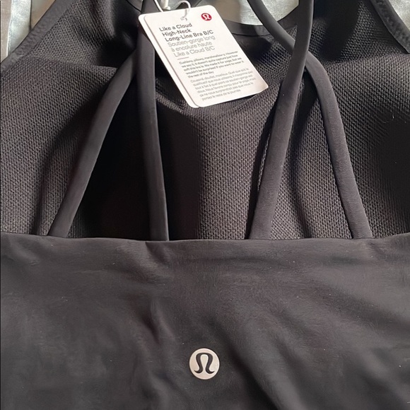 NEW - Like a Cloud Bra (Lululemon) - Picture 2 of 2